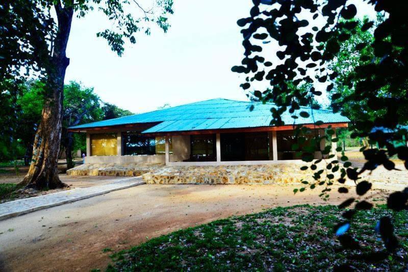 Crocodile Park Bungalow Катарагама Экстерьер фото